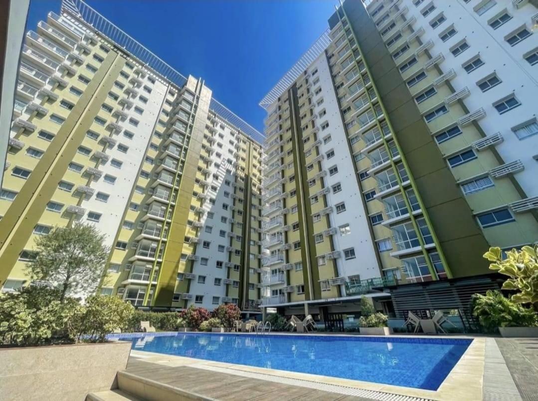 Mesaverte Deluxe Studio With Balcony คากายันเดโอโร ภายนอก รูปภาพ
