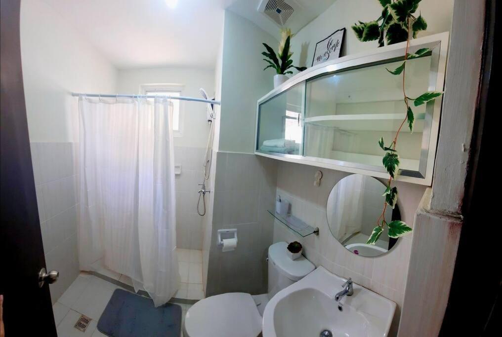 Mesaverte Deluxe Studio With Balcony คากายันเดโอโร ภายนอก รูปภาพ